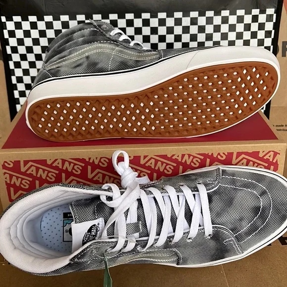 Vans Comfycush Sk8-Hi In Bloom Multi/True White Men’s sneakers - Picture 4 of 16